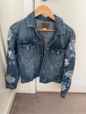 American Eagle Outfitters Blue Denim Jacket with White Floral Embroidery